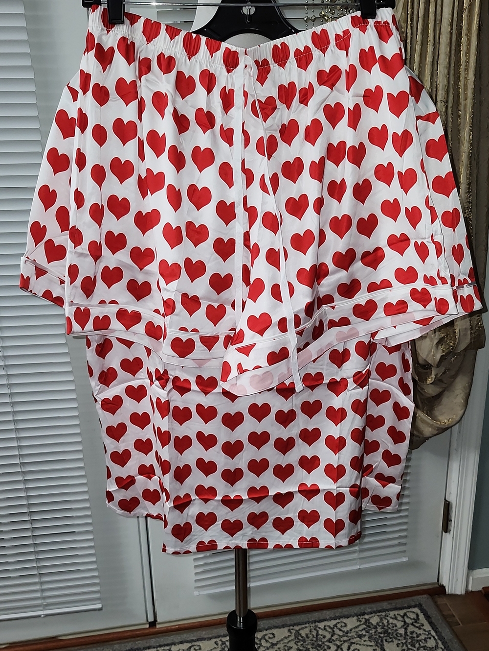 Womens White and Red Heart Print Pajama Set